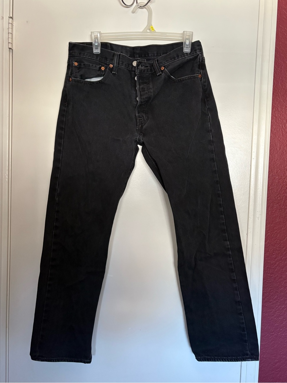 Levi's Men's Black Straight Jeans